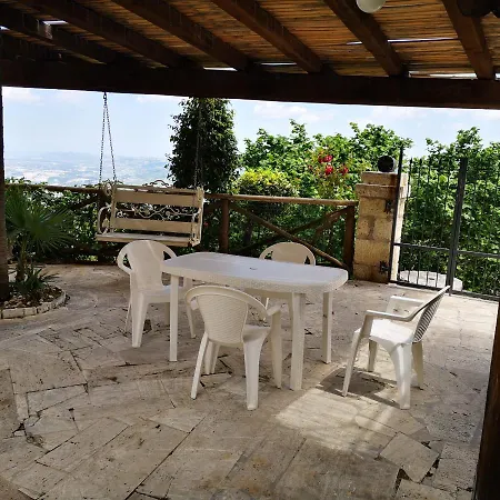 Sor Mimi Bed & Breakfast *